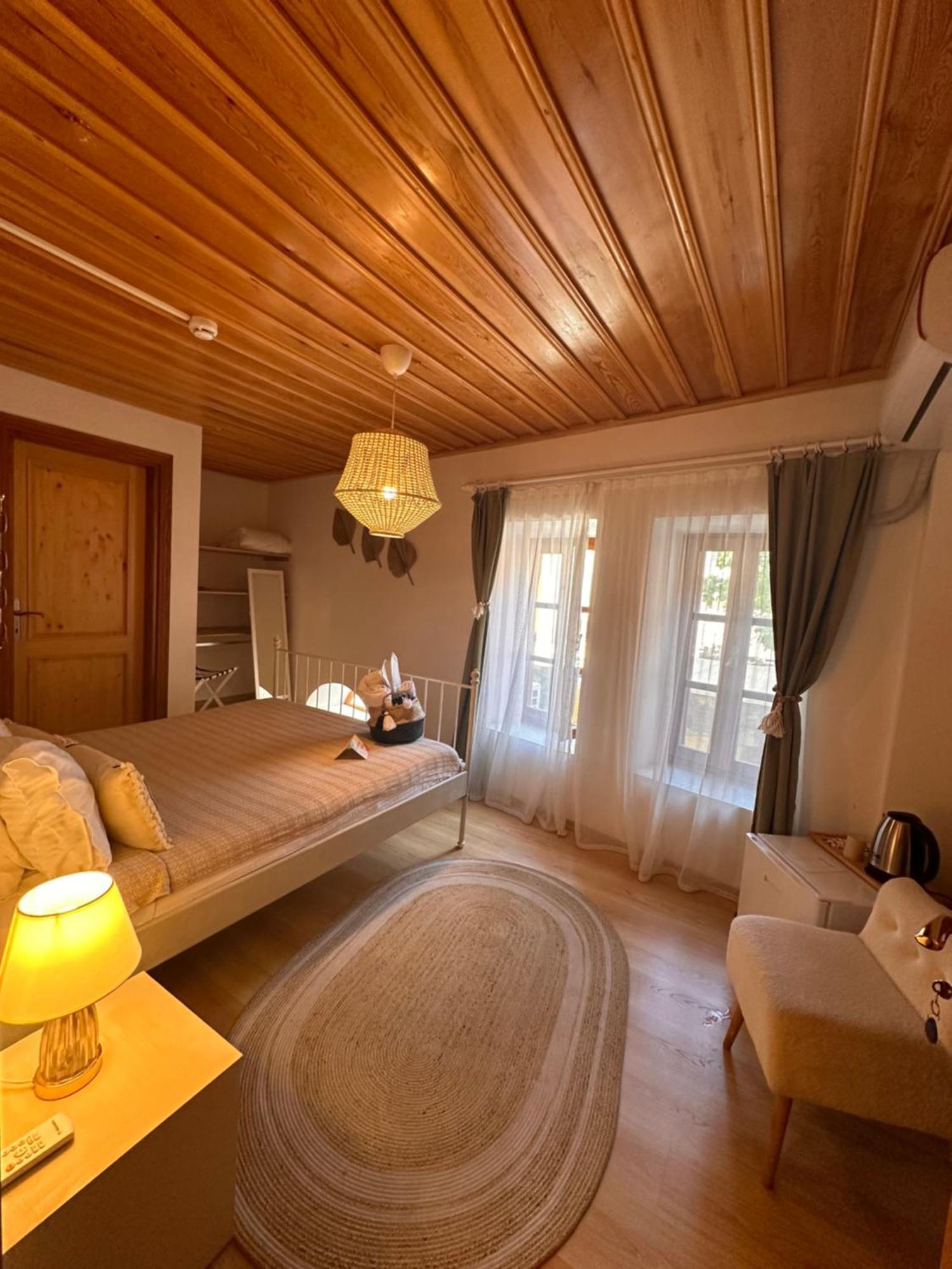 Hanole Guest House Ayvalik Exterior foto