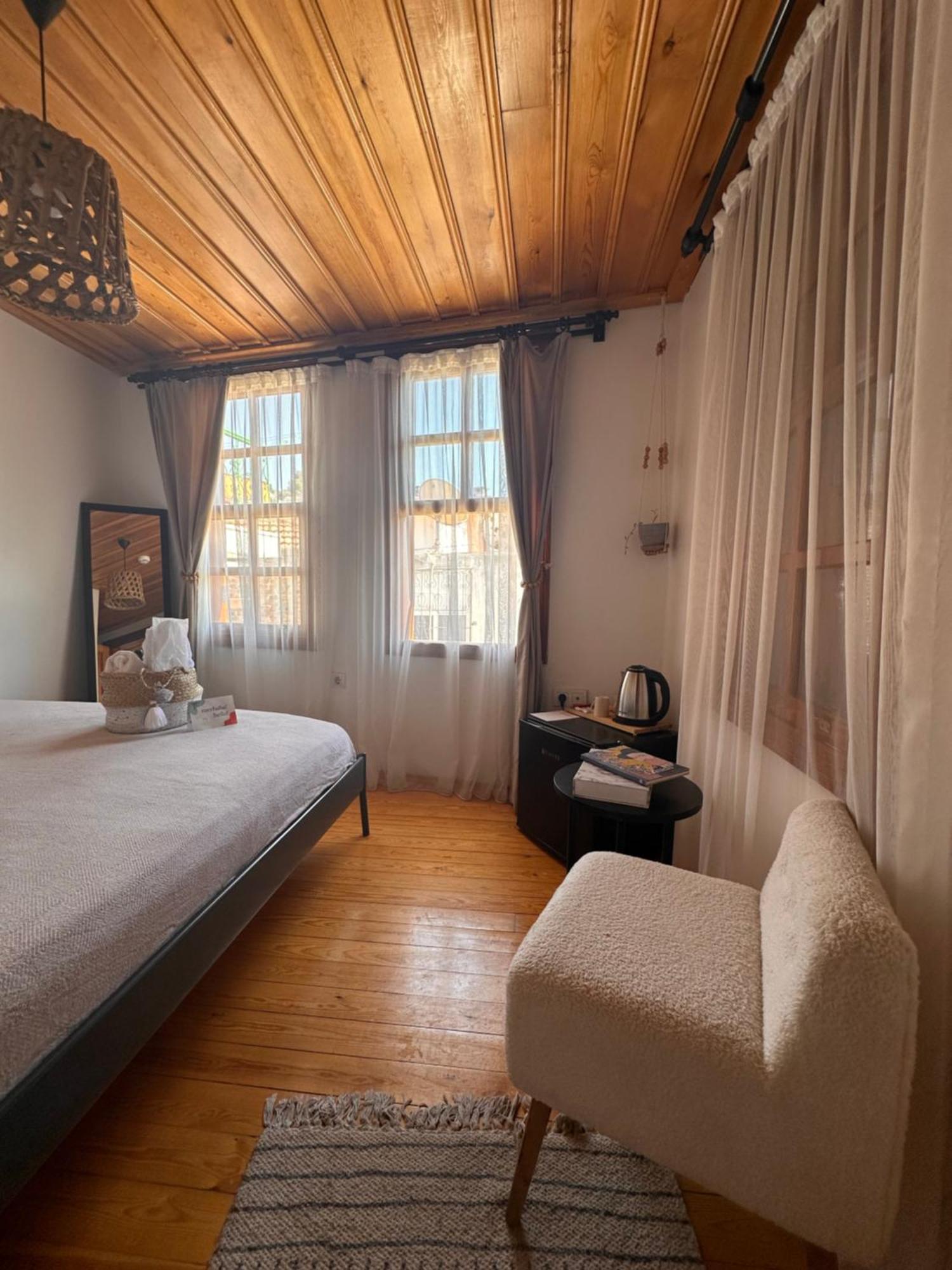 Hanole Guest House Ayvalik Exterior foto
